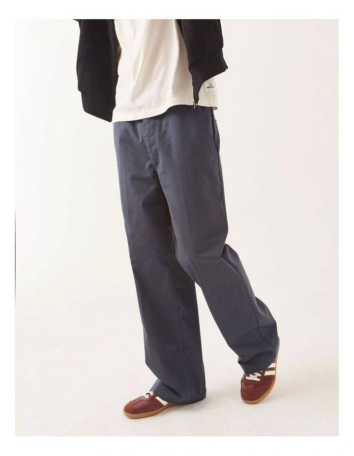 TRADEMARK CHINO WASHED NAVY image 1
