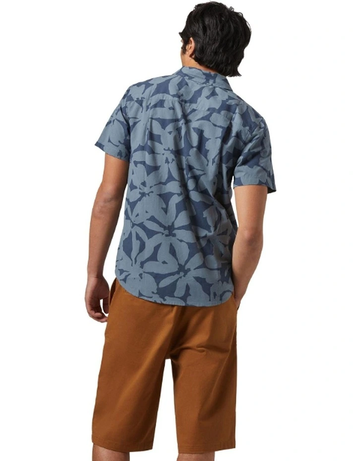 Charter Print Short Sleeve Woven Shirt in Azura Blue/Micro Floral image 2