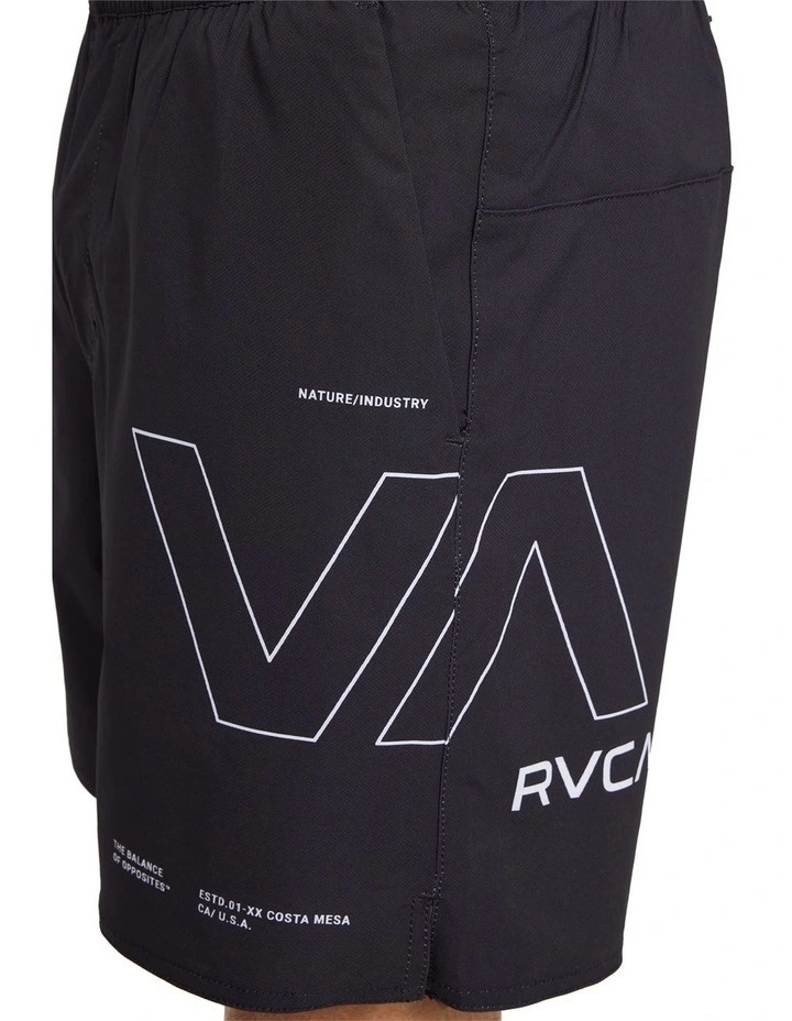 Yoggers 2in1 Shorts in Black image 4
