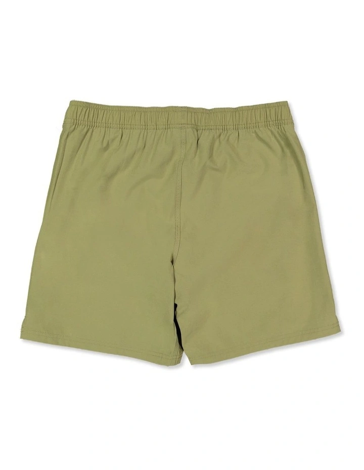 Scrapper Lined II Walkshorts in Olive Drab image 2