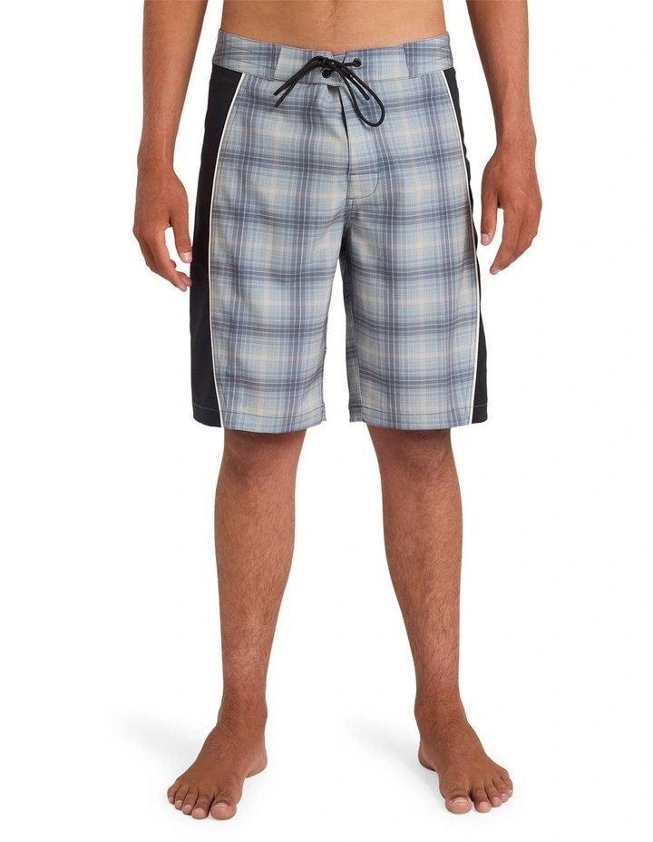 Rewind Trunk 21 Boardshorts in Balsam Green image 1