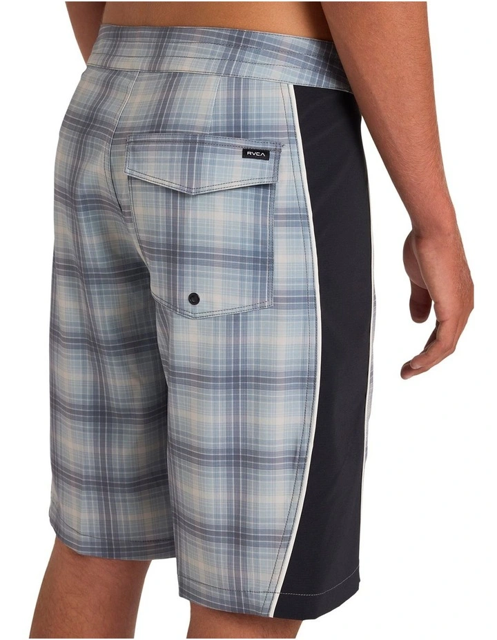 Rewind Trunk 21 Boardshorts in Balsam Green image 4