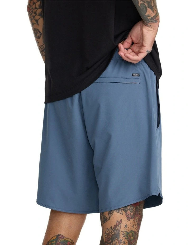 Yogger Stretch 17 Sports Shorts in Vintage Navy image 4