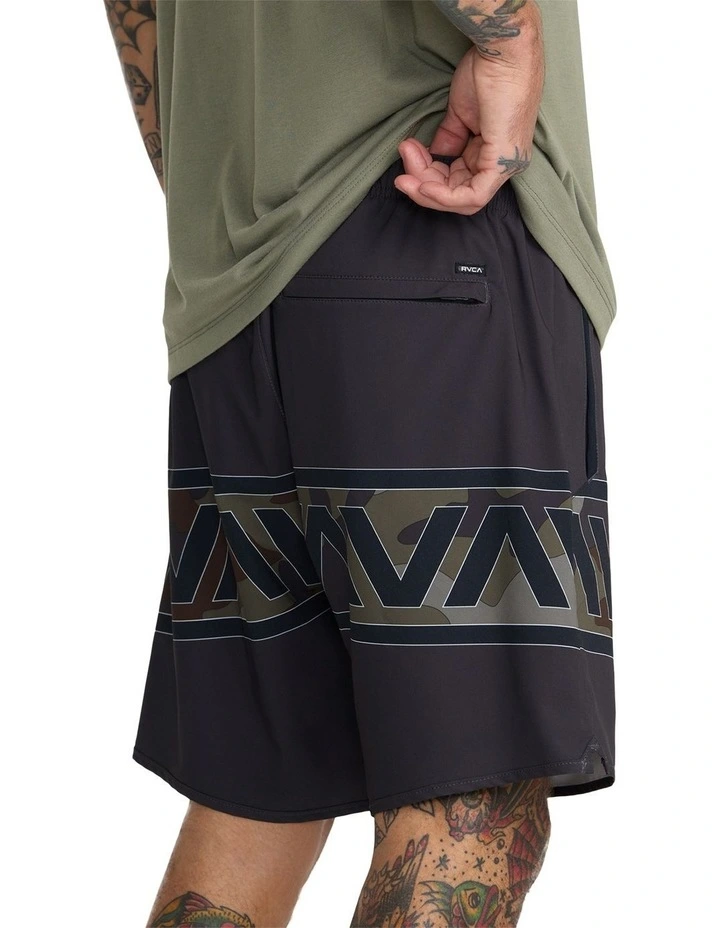 Yogger Stretch 17 Sports Shorts in Real Camo image 4