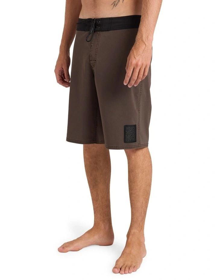 Rvca Drip 22 Boardshorts in Chocolate image 3