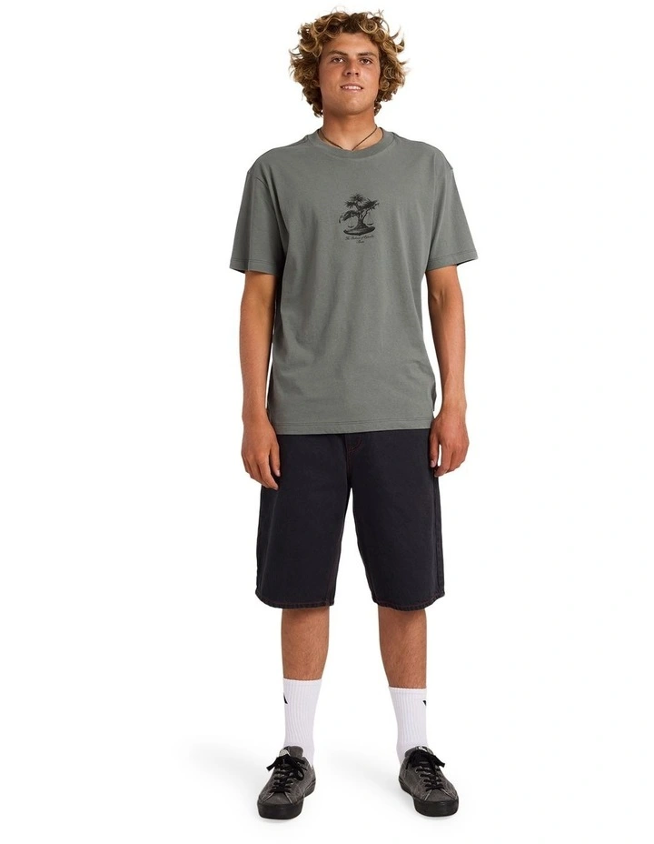 Balance Tree T-Shirt In Sage Leaf image 4