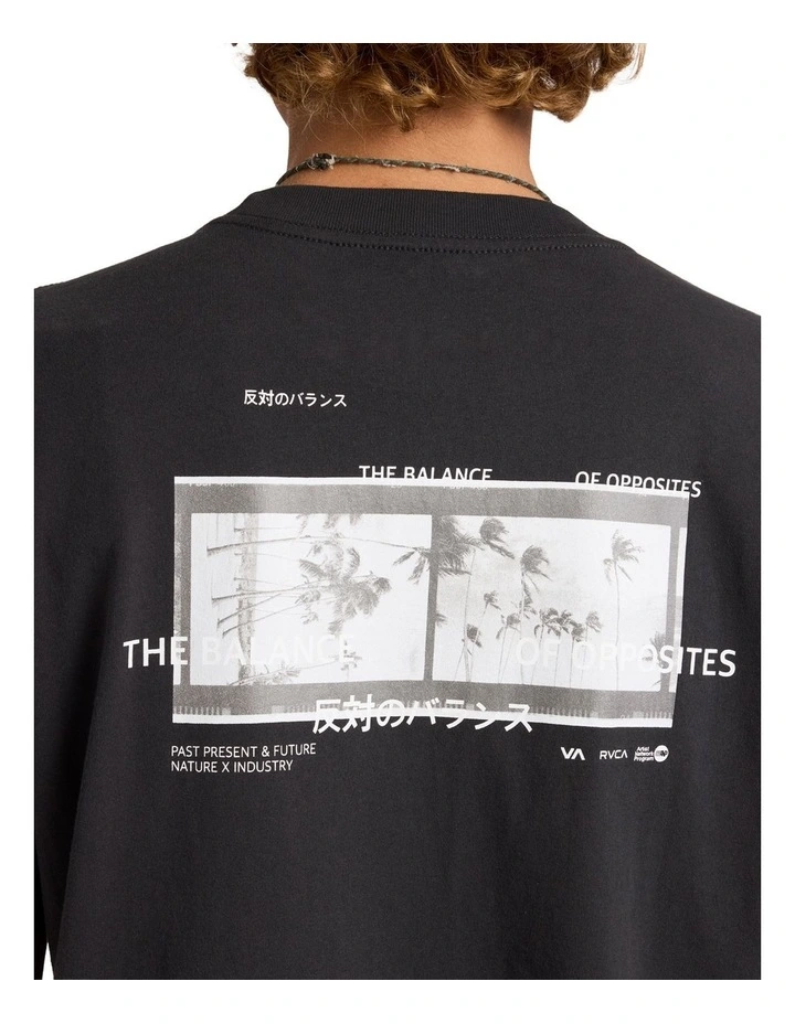 Palm Reel T-Shirt in Pirate Black image 4