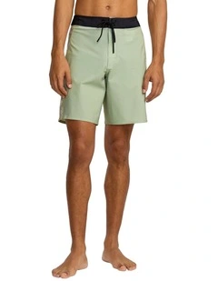 Apex 2 Truck 18 Inch Boardshorts in Light Olive