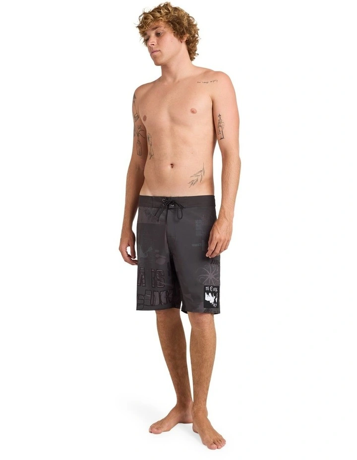 The Cure 18 Inch Boardshorts in Black image 6