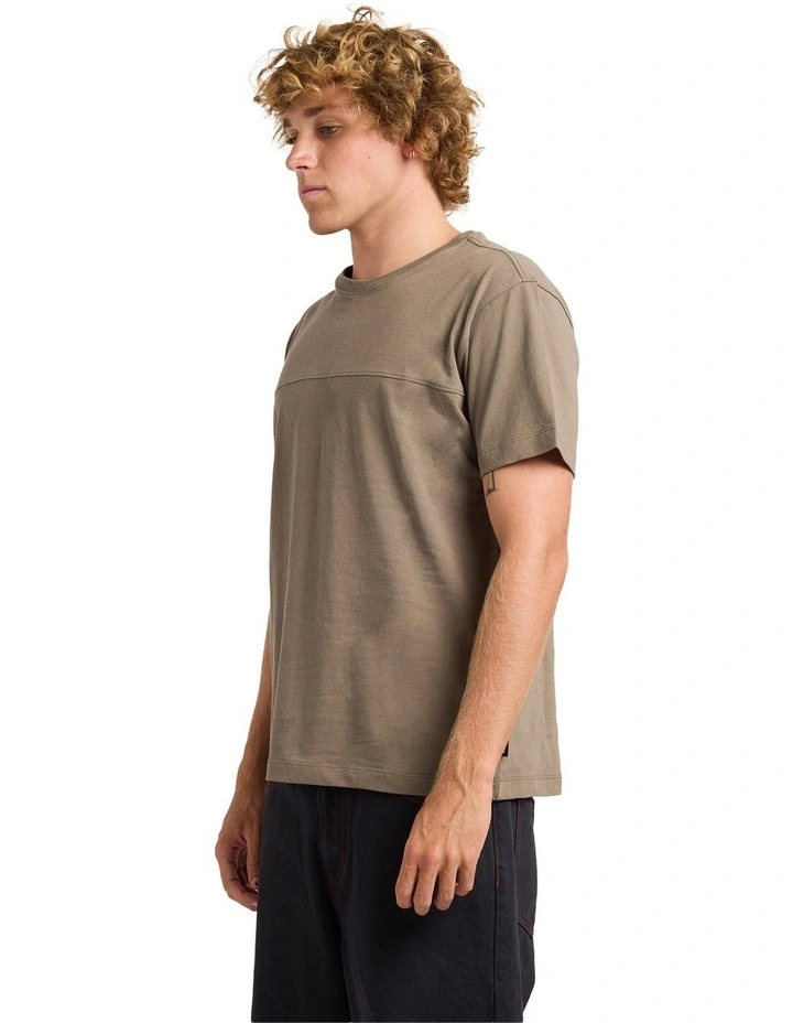 Dayshift Workshop T-Shirt In Mushroom image 3