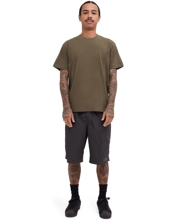 Standard T-Shirt in Fatigue image 5