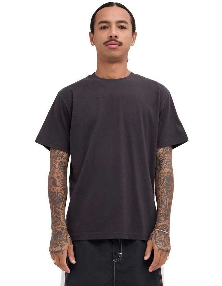 RVCA Standard T-Shirt In Pirate Black image 1