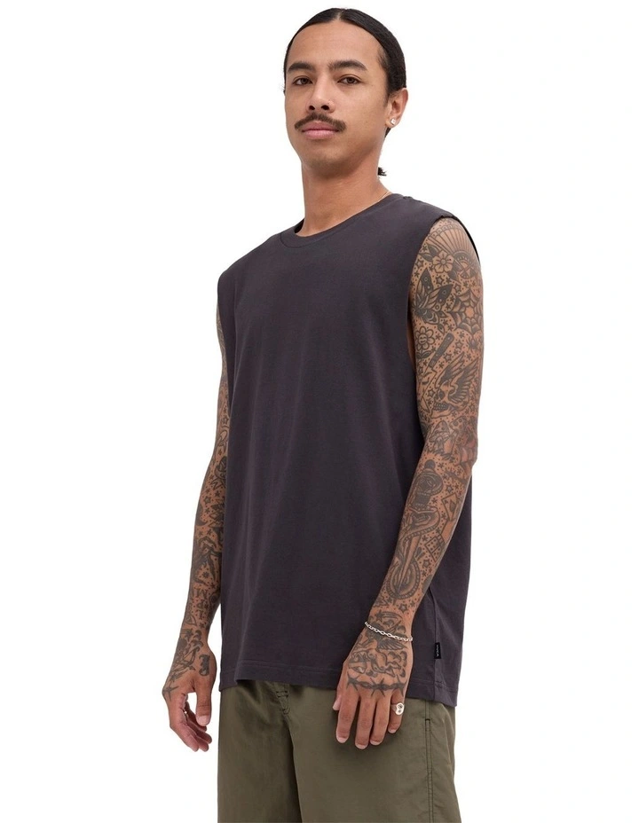 RVCA Standard Muscle In Pirate Black image 3