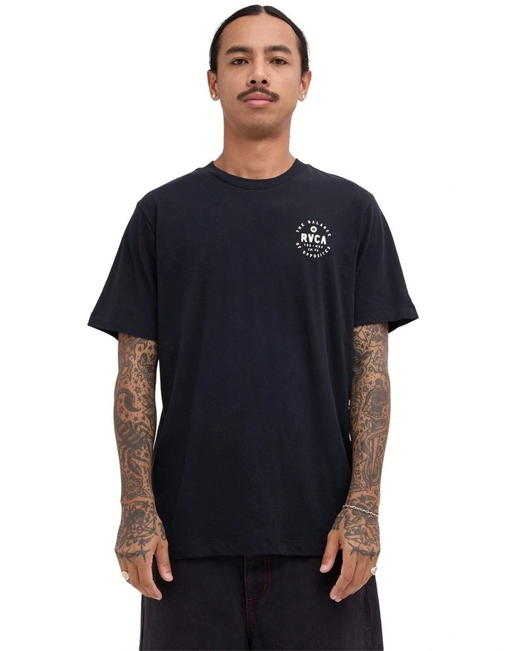 Reach T-Shirt In Black image 1