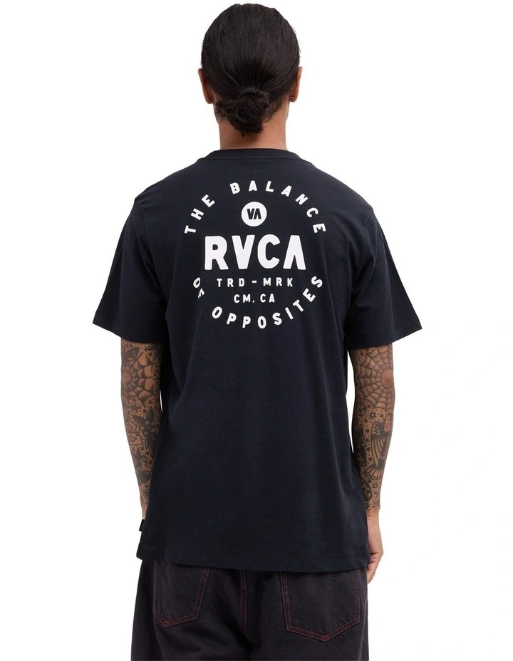 Reach T-Shirt In Black image 2