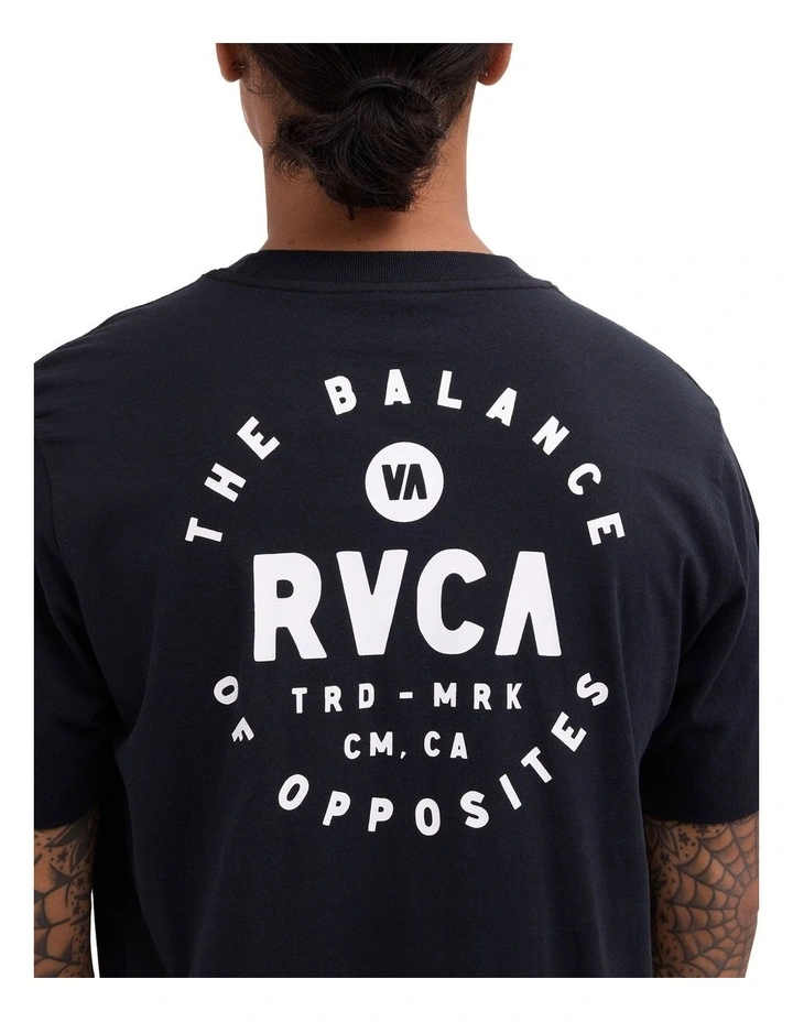 Reach T-Shirt In Black image 4