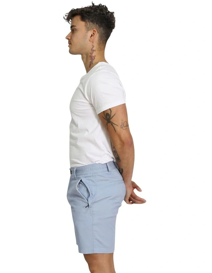 Brando Chino Shorts in Sky image 3