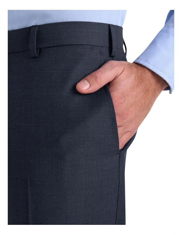 Bowman Trouser in Navy image 4