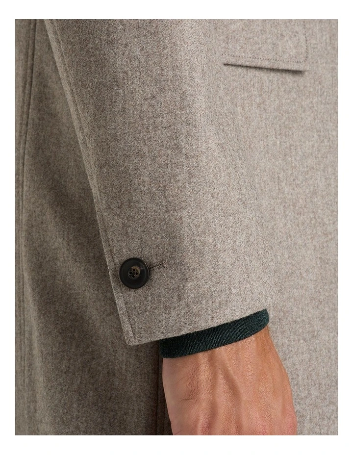 Montagu Coat in Camel image 6