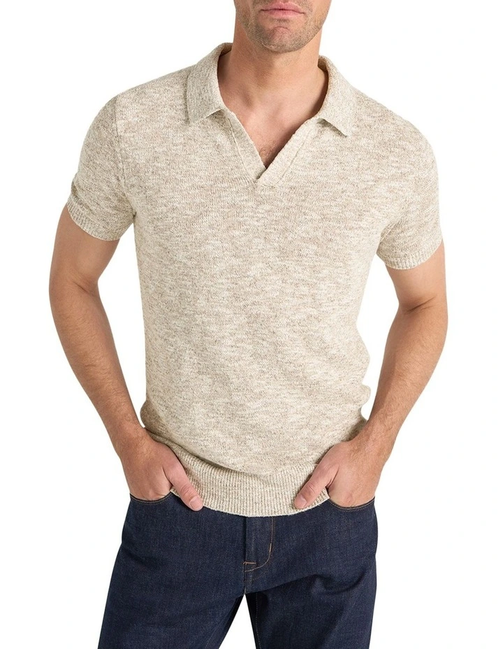 Strummer Polo in Sand Melange image 1
