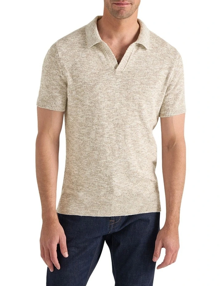 Strummer Polo in Sand Melange image 3