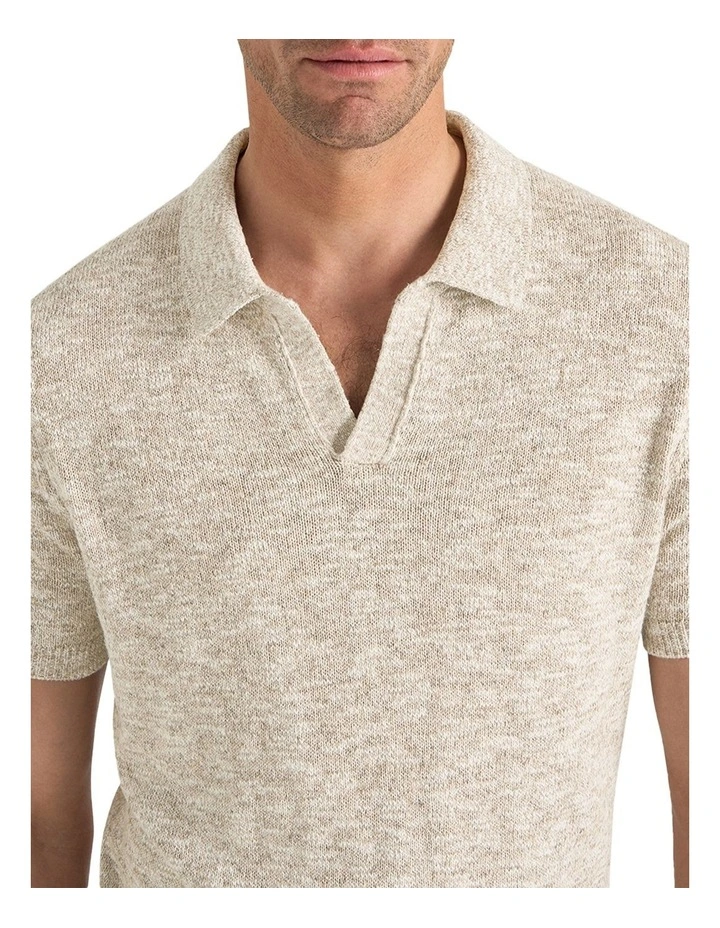 Strummer Polo in Sand Melange image 4