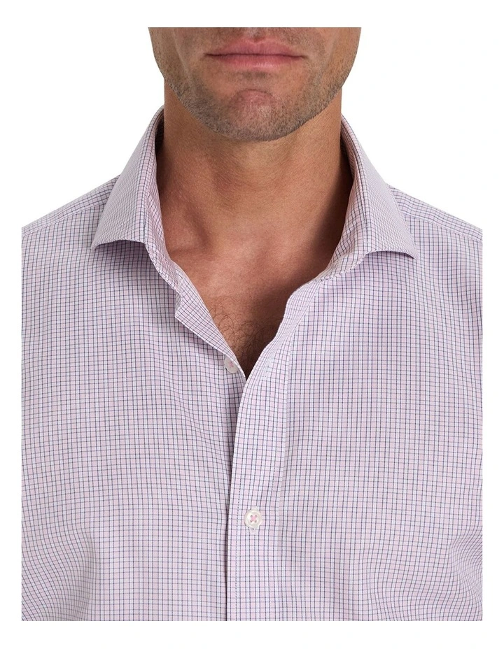 Kerr Shirt in Pink image 2