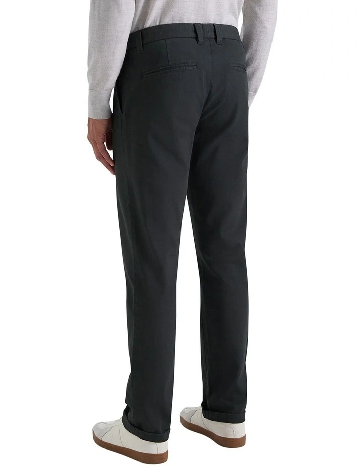 Reed Dobby Chino Pant in Pursuit Carbon image 2
