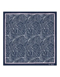 Hollinby Pocket Square in Navy