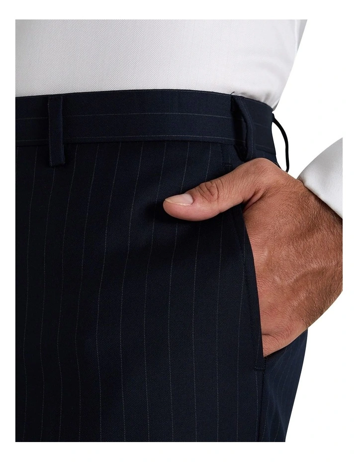 Linwood Trouser in Navy image 3