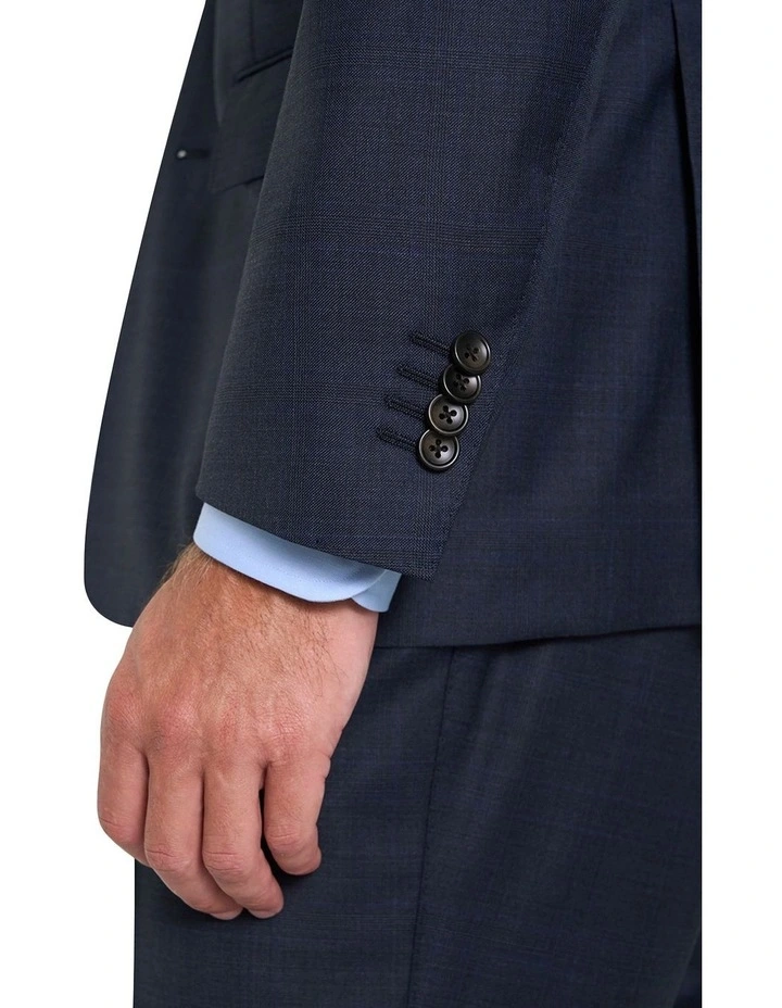 Maybole Jacket in Navy image 5