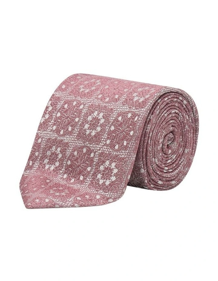 Merisi Tie in Pink image 1