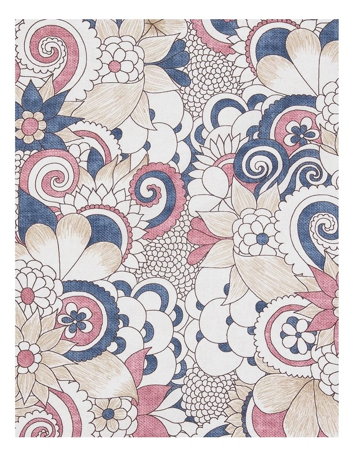 Montelano Pocket Square in Red image 3