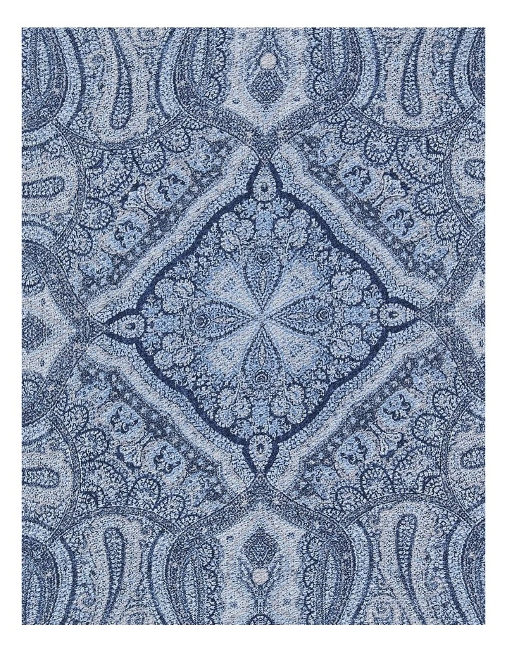 Velluto Pocket Square in Navy image 3