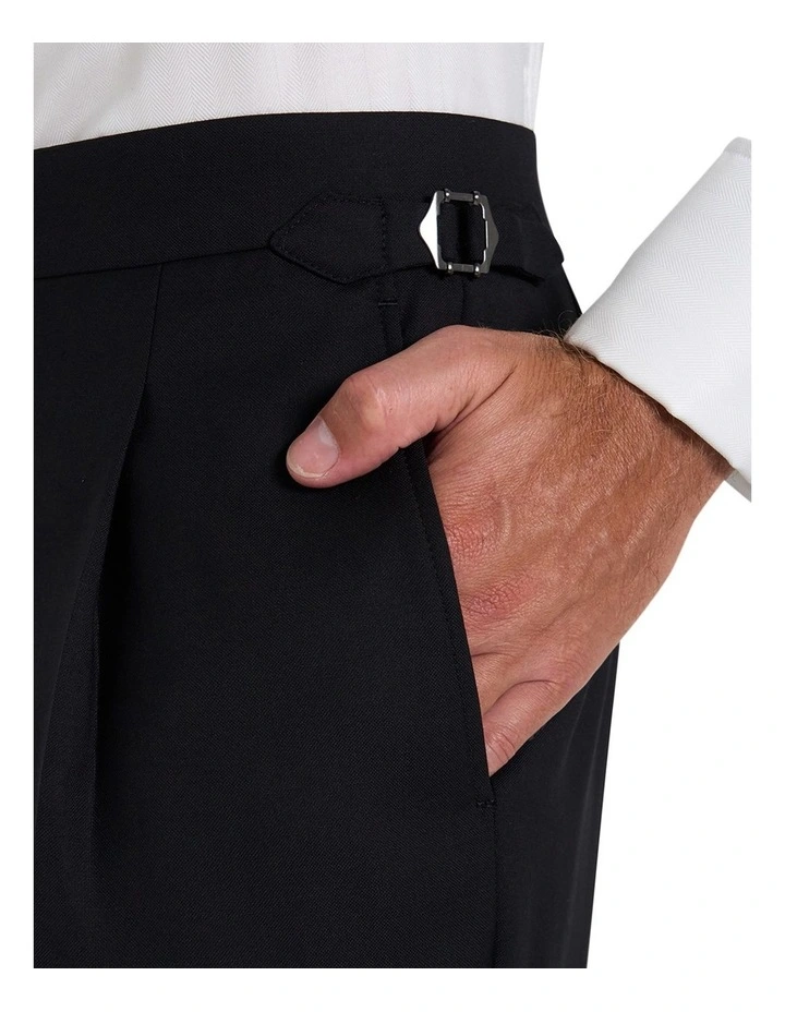 Guyra Single Pleat Relaxed Trs in Black image 3