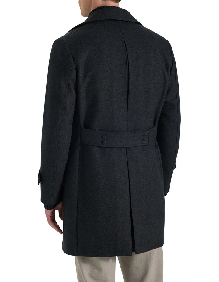 Hadow Jacket in Dark Green image 3