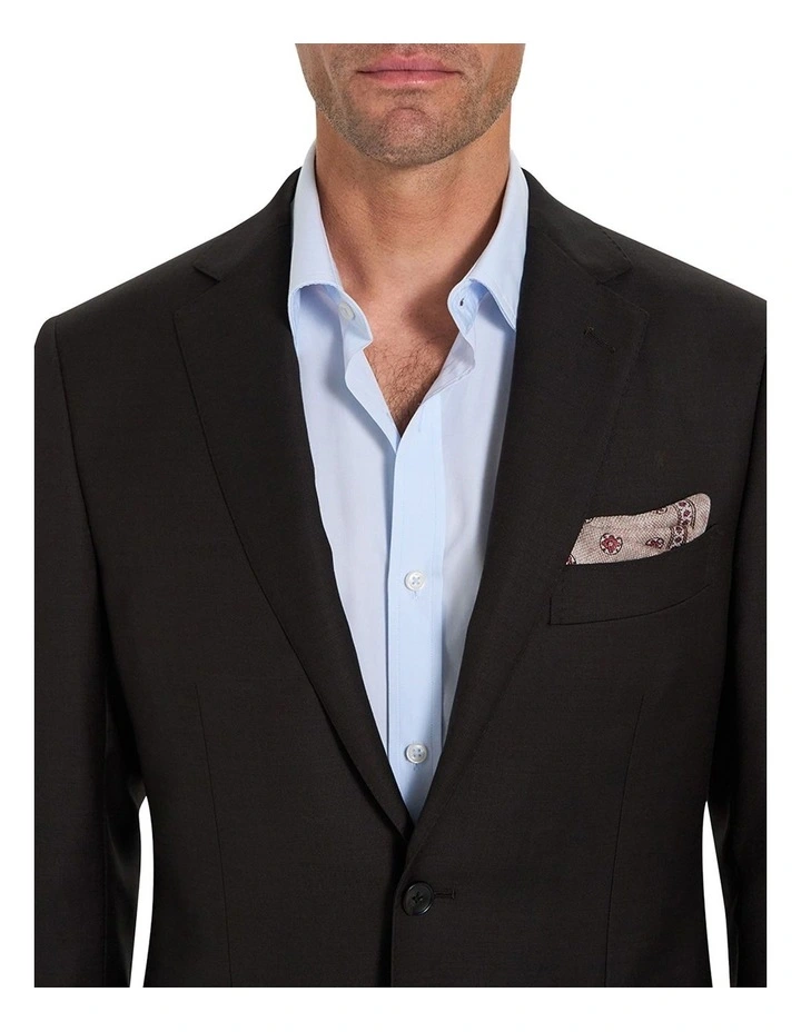 Donard Jacket in Brown image 4