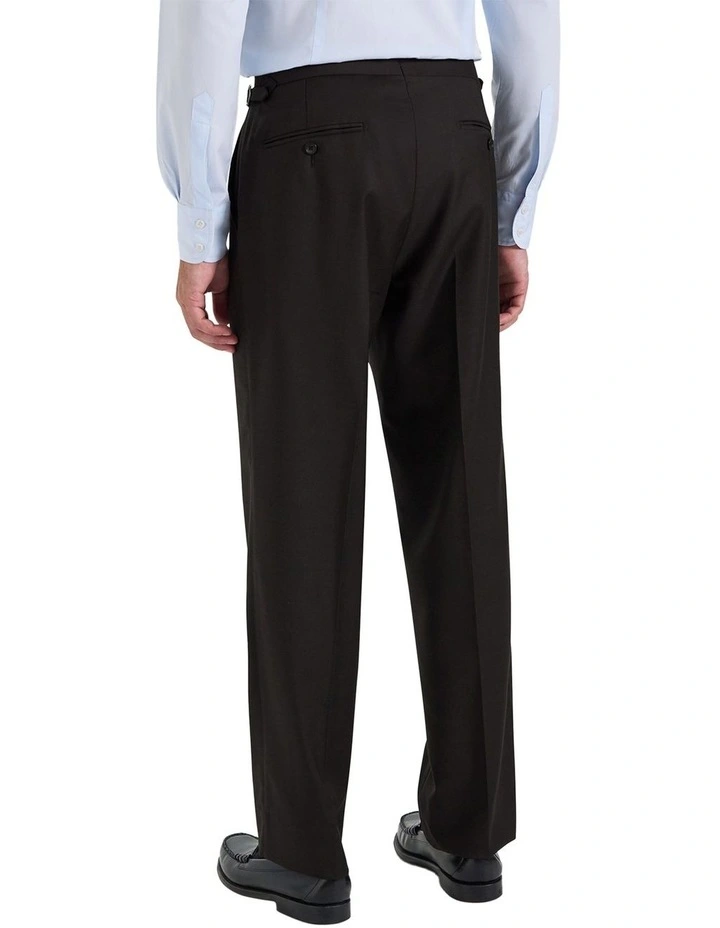 Donard Trouser in Brown image 2