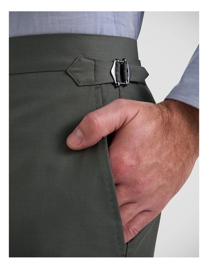 Hogarth Trouser in Olive image 3