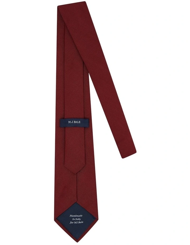 Averna in Red image 3