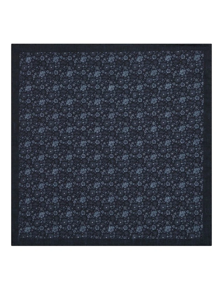 Pantelleria Pocket Square in Indigo Navy image 2