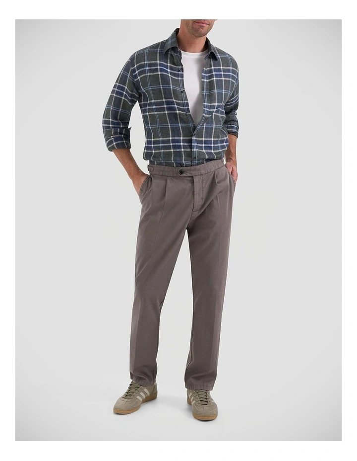 Rhode Trouser in Coffee image 4