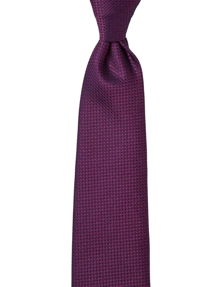 Intrecciato Silk Tie in Wine image 1