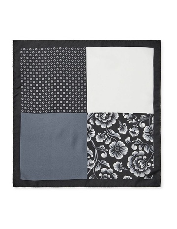 Blk/White colour