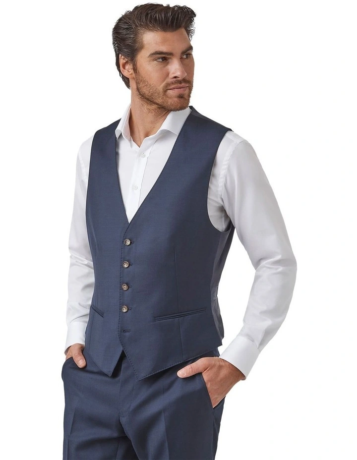 Fawkner Vest in Navy image 3