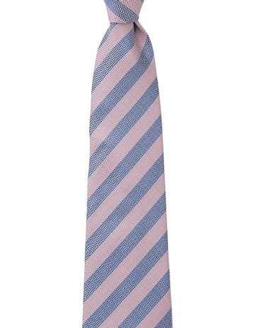Pink colour