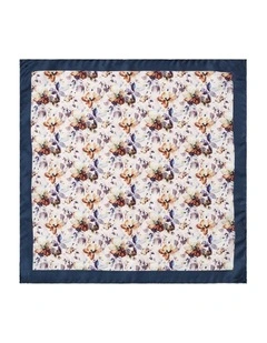 Magnolia Silk Pocket Square in Gold