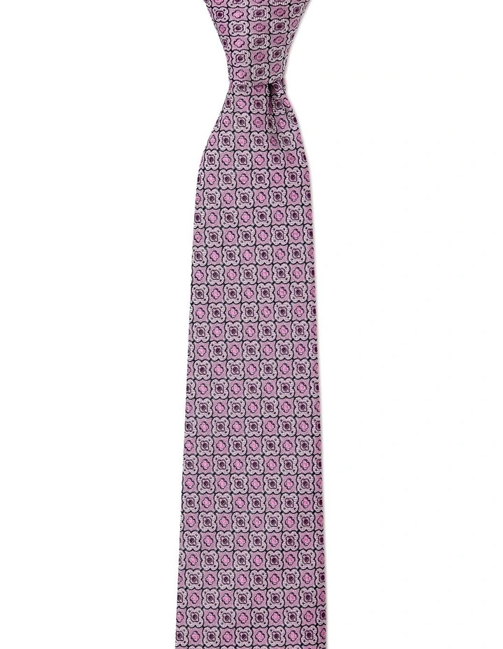 Quatrefoil Foulard Silk Tie In Pink image 1