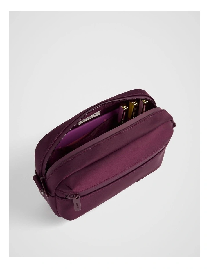 Go Series Crossbody Bag in Plum image 4
