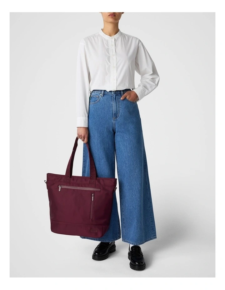 Go Series Tote in Plum image 6